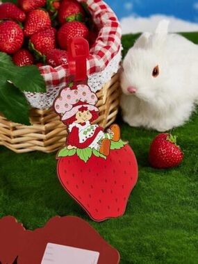 Strawberry Shortcake Luggage Tag
